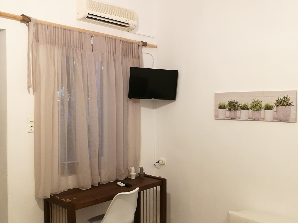 Gerania Milos Apartment Adamantas  Luaran gambar